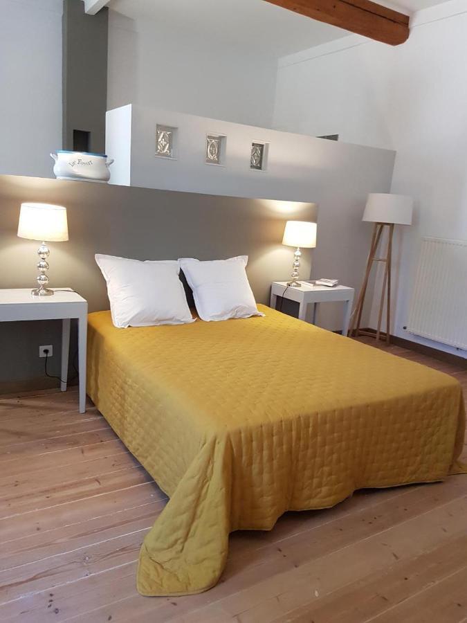 Domaine De Capoulade Bed & Breakfast นาร์บอนน์ ภายนอก รูปภาพ